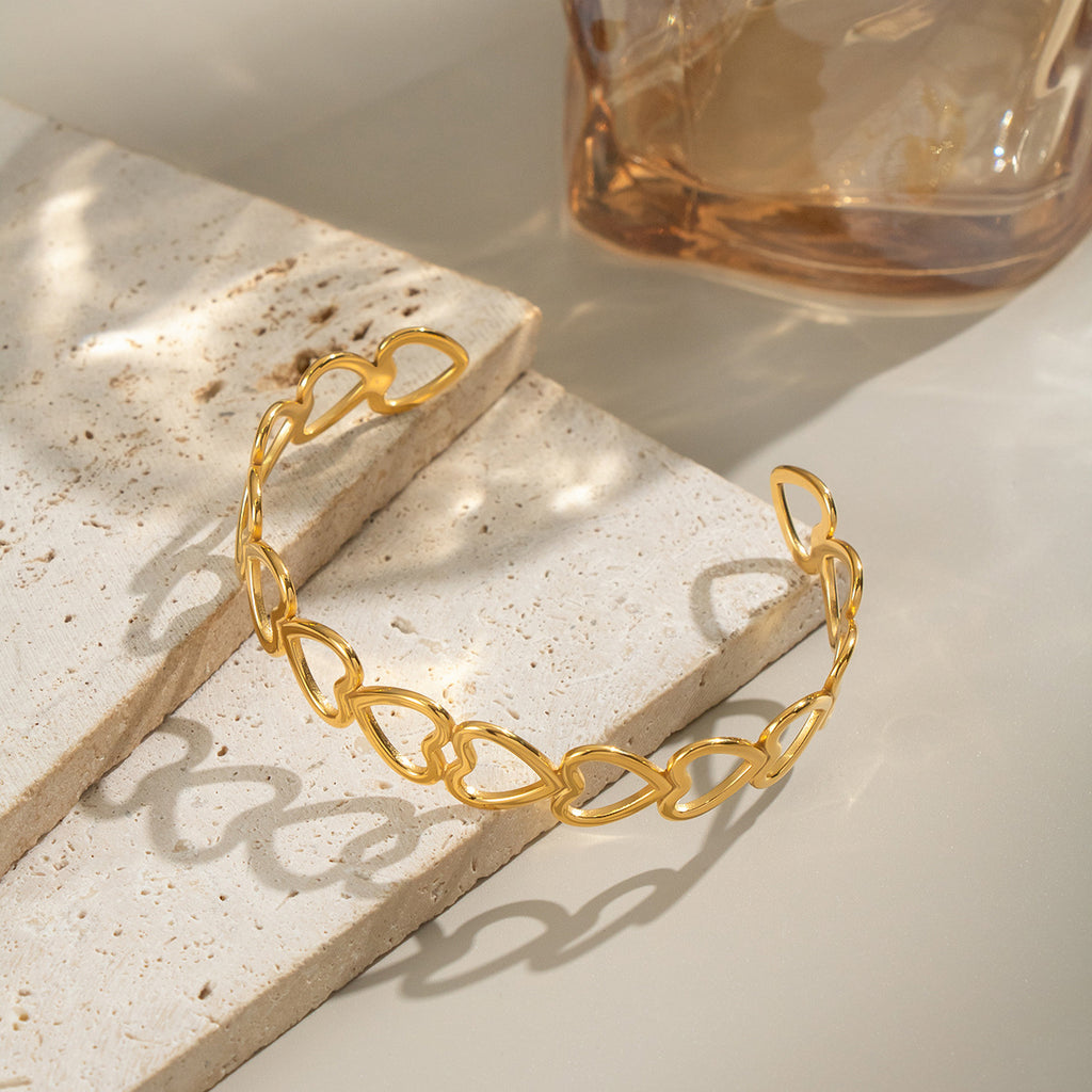 Klassieke hartvormig armband in goudkleur